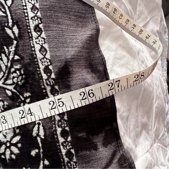 NWT Vince Camuto Beach Coverup - Picture 5 of 5